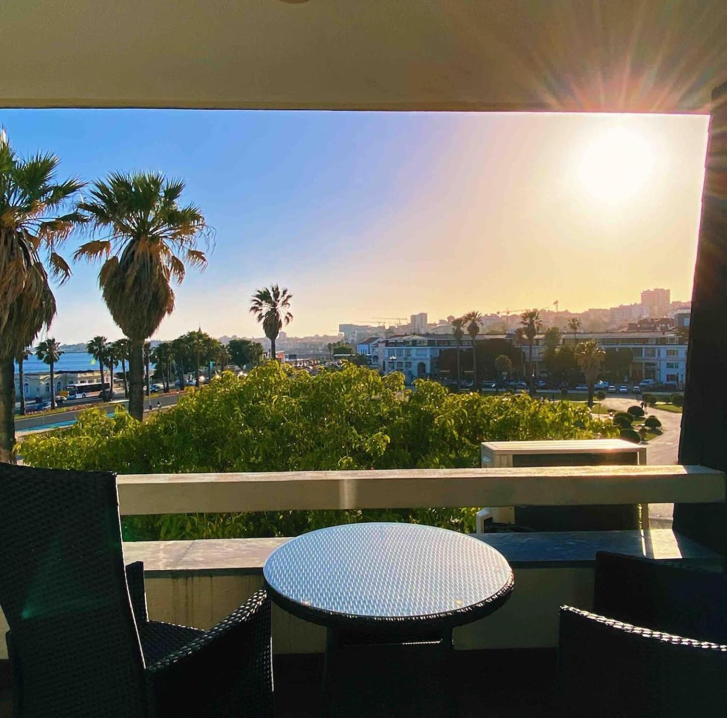 Sea View W Balcony 2 Mins Walk To Beach & Casino Estoril Exterior foto