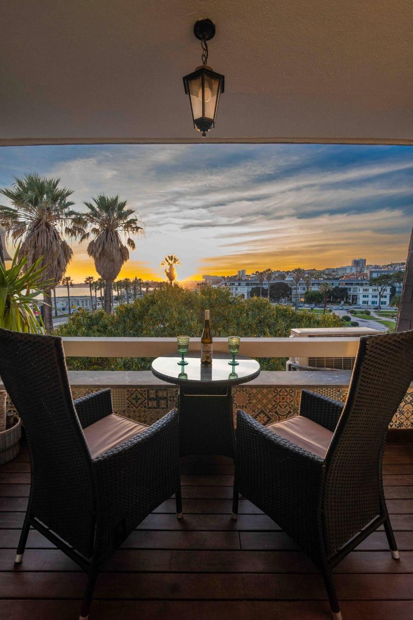 Sea View W Balcony 2 Mins Walk To Beach & Casino Estoril Exterior foto